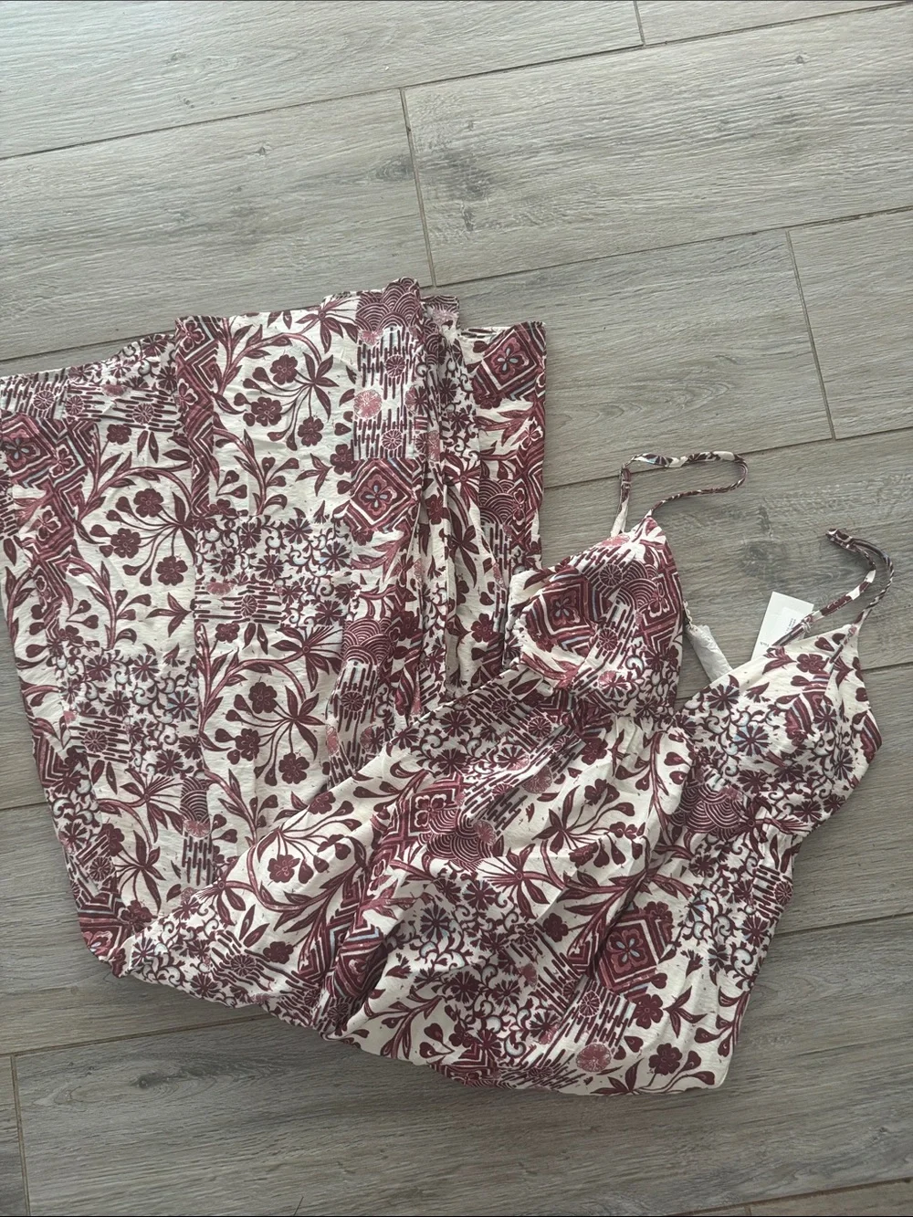 Abercrombie & Fitch Bra Free Clasp Back Cream Maxi Dress with Dusty Rose Print